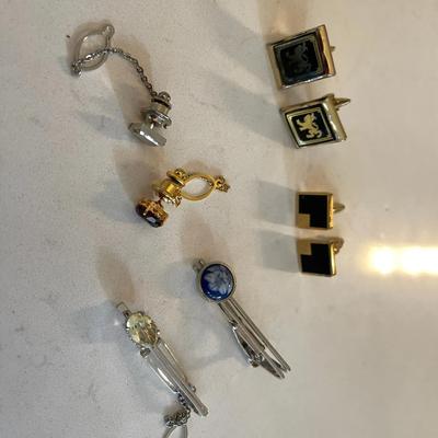 011-JRY: Gentleman’s Accessories Collection