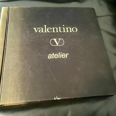 126-OFF: Rare Valentino Atelier - Primavera-Estate 1992