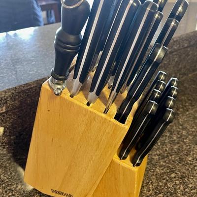 036-K: Farberware 21-piece Triple-Rivet Block Set