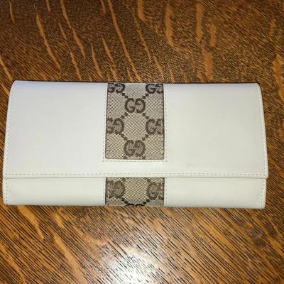 004-JRY: Gucci Leather & GG Canvas Continental Wallet in Beige