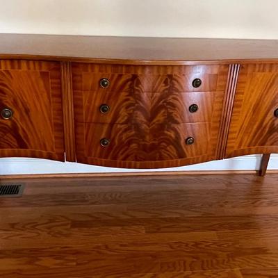 017-LR: Vintage Curved-Front Sideboard/Buffet