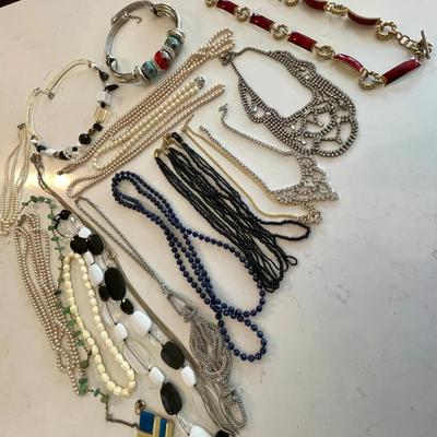 008-JRY: Costume Necklace Collection