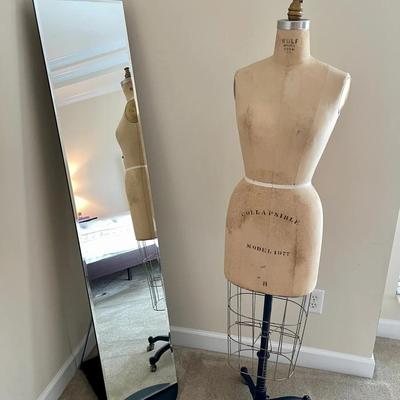 027-MBR: Dress Form and Mirror