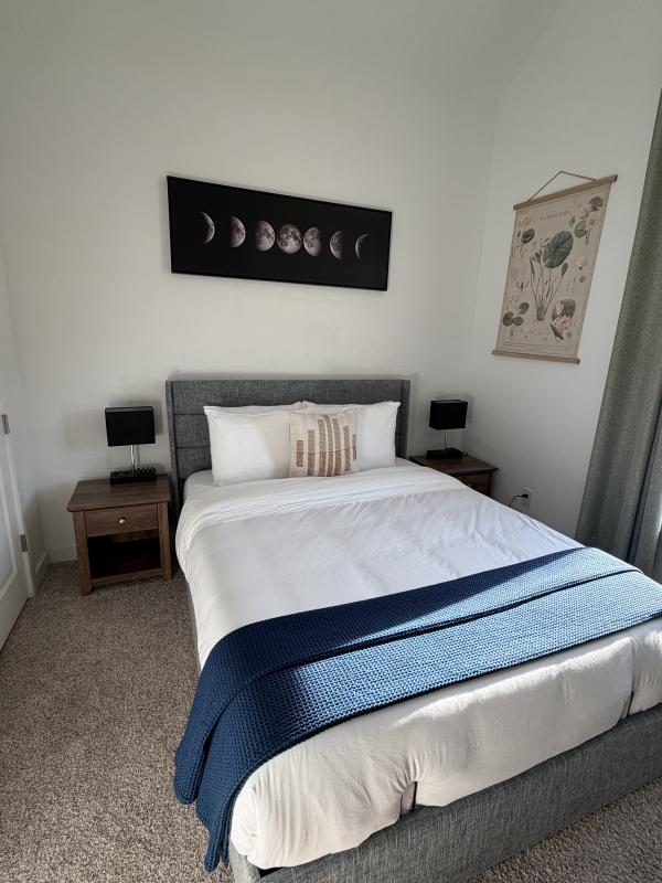 Sale Photo Thumbnail #149