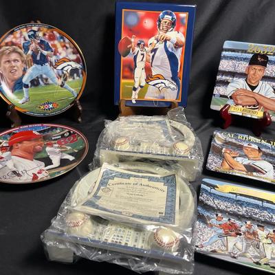 Limited-Edition Sports Legends Collectors Plates (Set of 8)