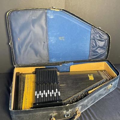 Oscar Schmidt Autoharp