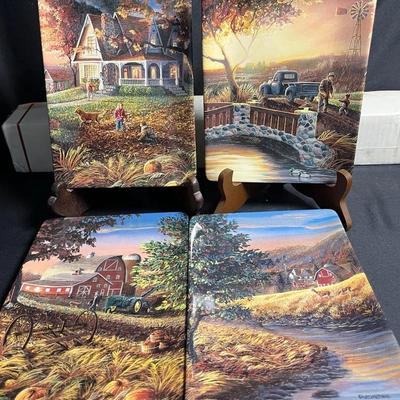 Limited-Edition Collectors Plates "Autumns Golden Moments” (Set of 4 with Display Rail) 