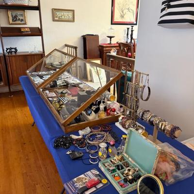 Sale Photo Thumbnail #6