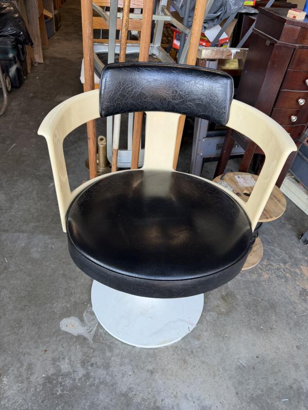 Sale Photo Thumbnail #12