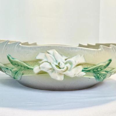 Vintage Roseville Pottery Gardenia Handles Bowl 