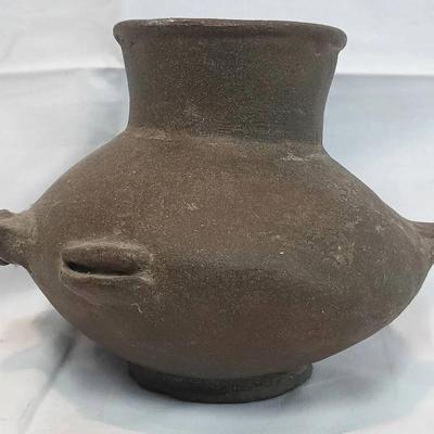 Primitive Earthenware Pottery Vessel – Hand-Formed Olla Style
