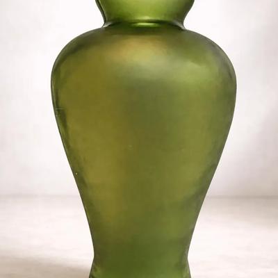 Large Ecoglass Recycled Glass Vase – Olive Green – Made in Spain