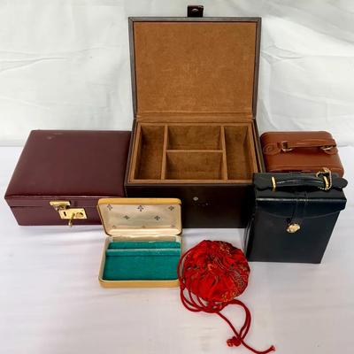 Jewelry Boxes and Jewelry Storage