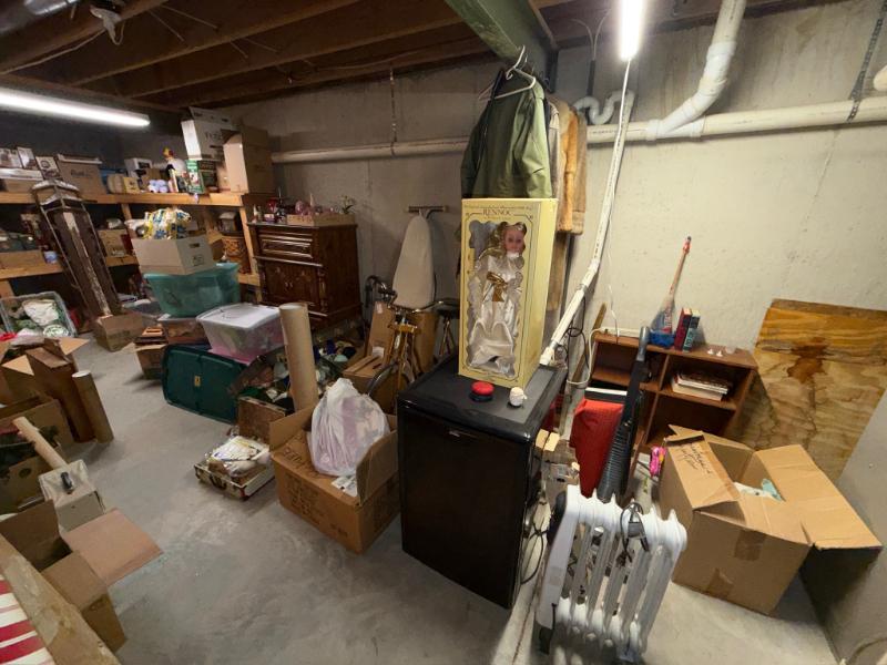 Sale Photo Thumbnail #175