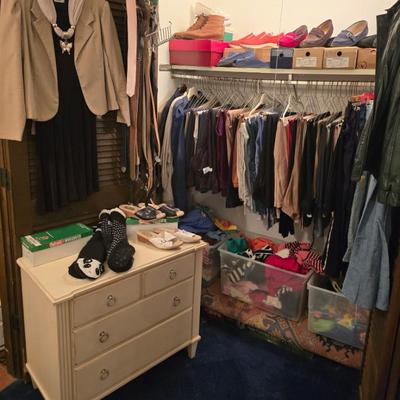 Sale Photo Thumbnail #25