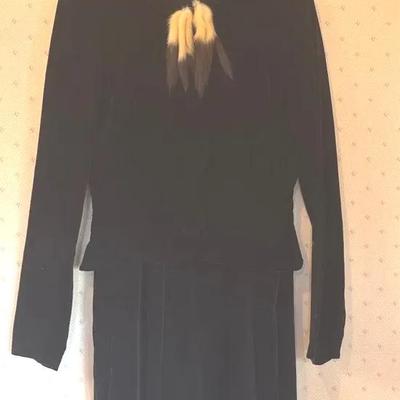 Vintage Black Skirt Suit w/ Fur Accents 1950s SZ S