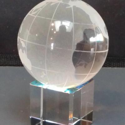Glass Globe w/Stand 