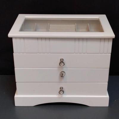 White Jewelry Box 