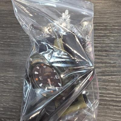 Sale Photo Thumbnail #75