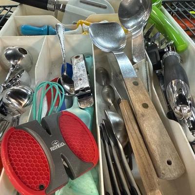 Sale Photo Thumbnail #197