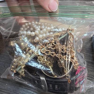 Sale Photo Thumbnail #72