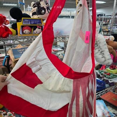 Sale Photo Thumbnail #413