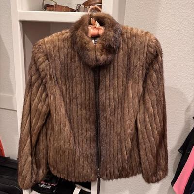 Sale Photo Thumbnail #36