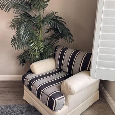 Sale Photo Thumbnail #51