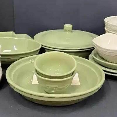 Longaberger Pottery - Lot 2 (WH9)