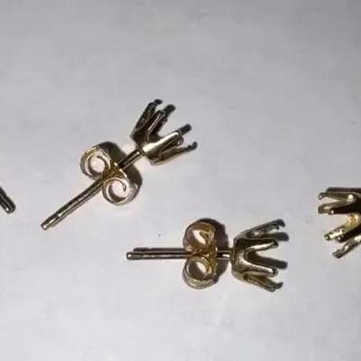 14K Solid Gold Pierced Earring Settings