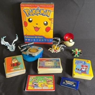 Pokémon Collection: Sapphire, Battle Cards, Keychains and More