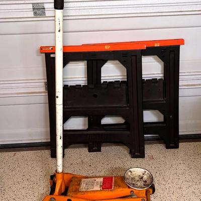 Hydraulic Lift And Saw Horses