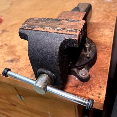 Table Vise