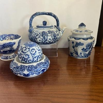 Blue White Porcelain Dish Teapot & Mann Ginger Jar, Spode Footed Bowl 