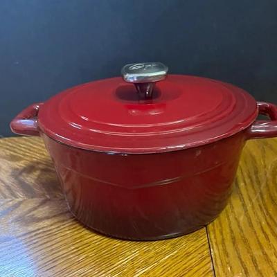 Guy Fieri Cast Aluminum 5.5 Quart Dutch Oven Casserole Dish Red