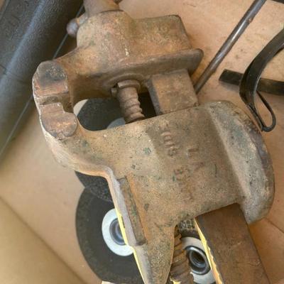 Sale Photo Thumbnail #821