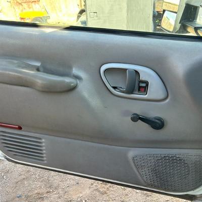 Sale Photo Thumbnail #107