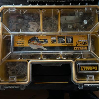 Sale Photo Thumbnail #749