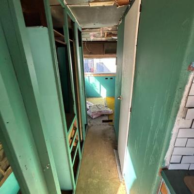 Sale Photo Thumbnail #212