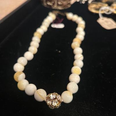 Sale Photo Thumbnail #255