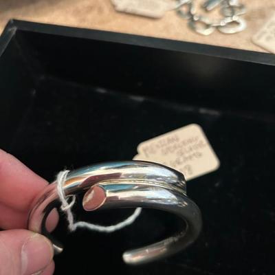 Sale Photo Thumbnail #208