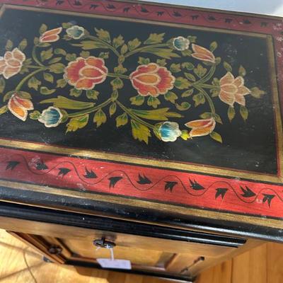 Sale Photo Thumbnail #515