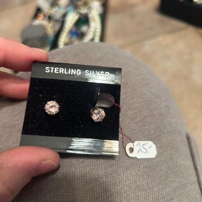 Sale Photo Thumbnail #274: $25. Light pink. 