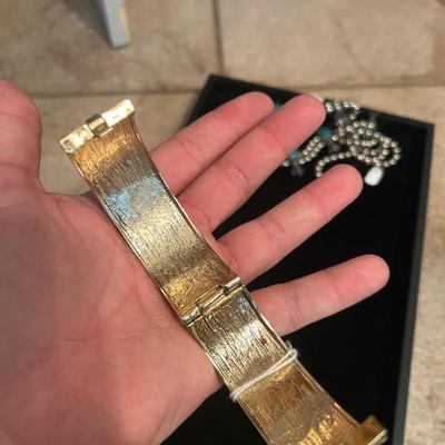 Sale Photo Thumbnail #241