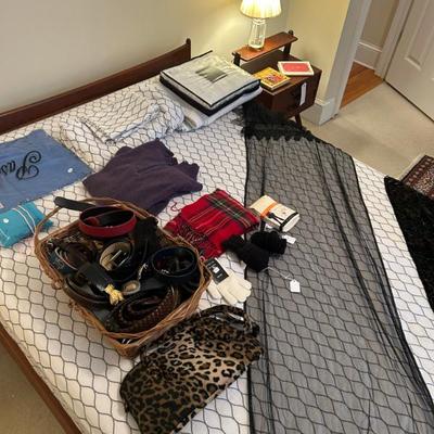 Sale Photo Thumbnail #368