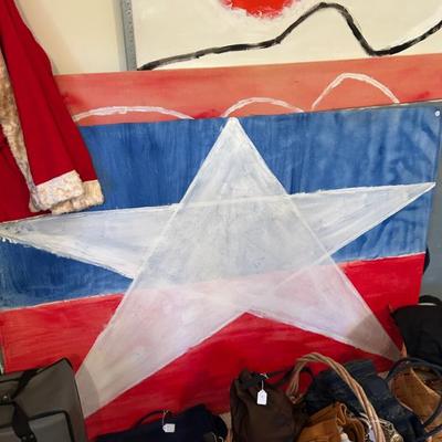 Sale Photo Thumbnail #84: Love this original painting by the owner. Great for a splash of color of those lone star lovers! 