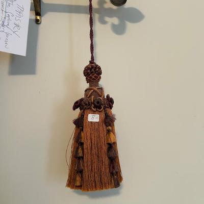 Sale Photo Thumbnail #473