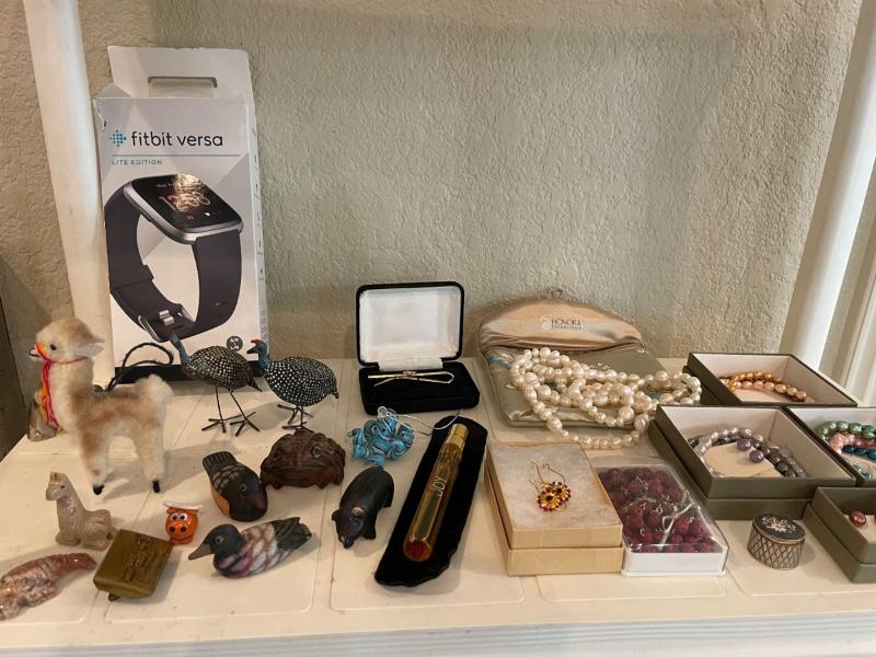 Sale Photo Thumbnail #44