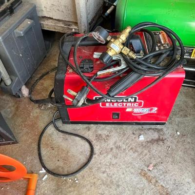 Sale Photo Thumbnail #172