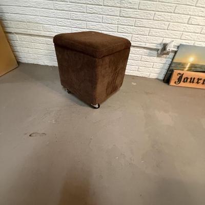 Sale Photo Thumbnail #237